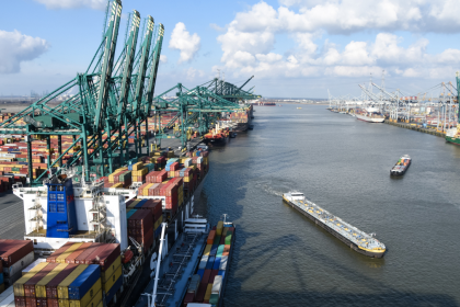 Climate change impacts on seaports: A growing threat to sustainable trade and development