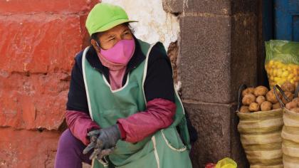 Market seller in Peru during the COVID-19 pandemic