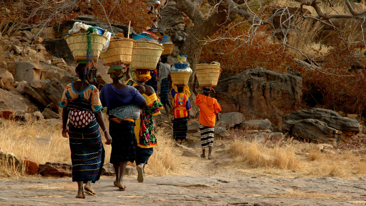 Cross-border traders